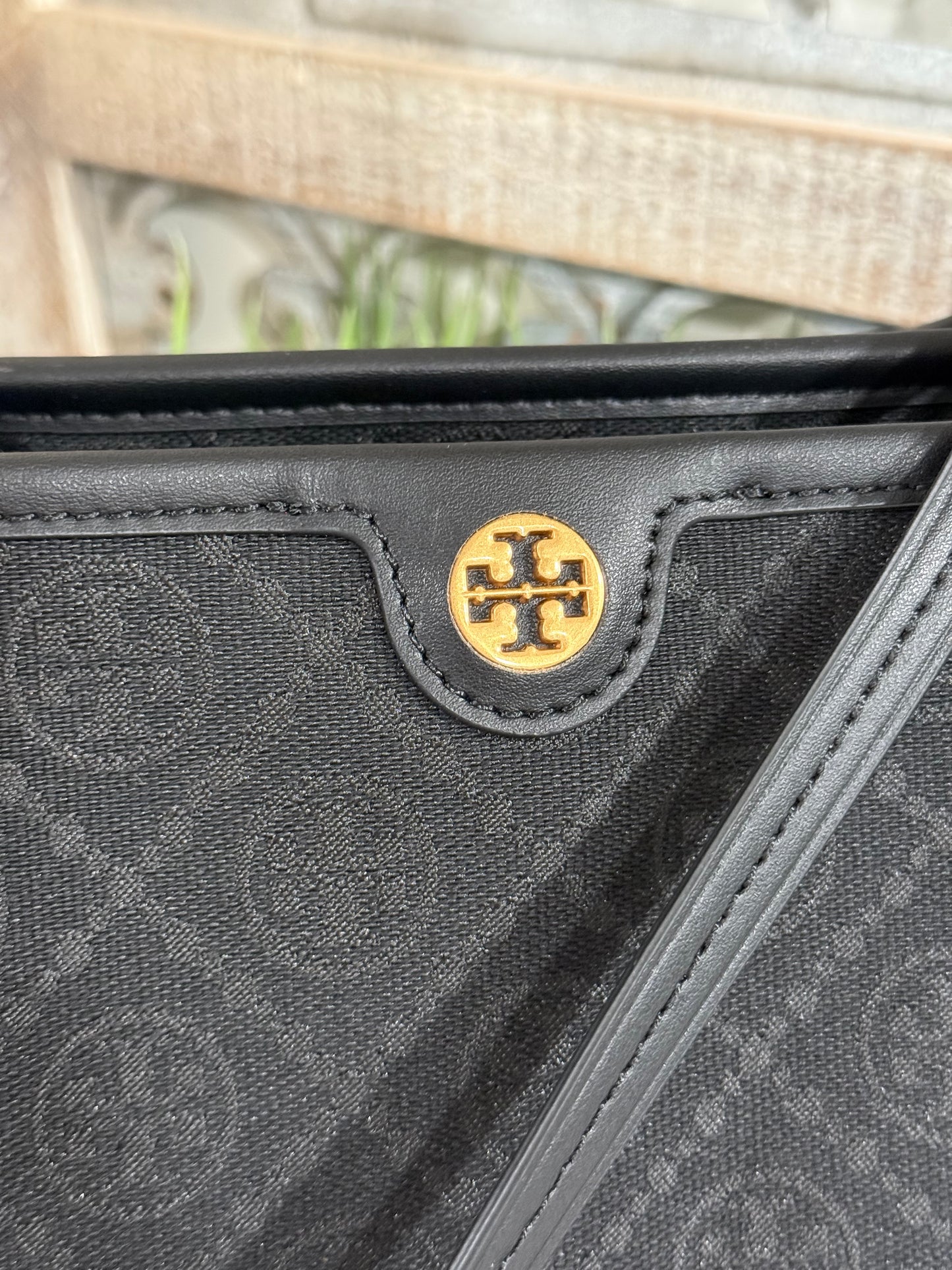 Large TB Tote with Matching Wallet