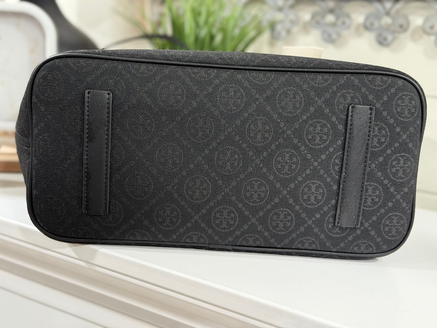 Large TB Tote with Matching Wallet