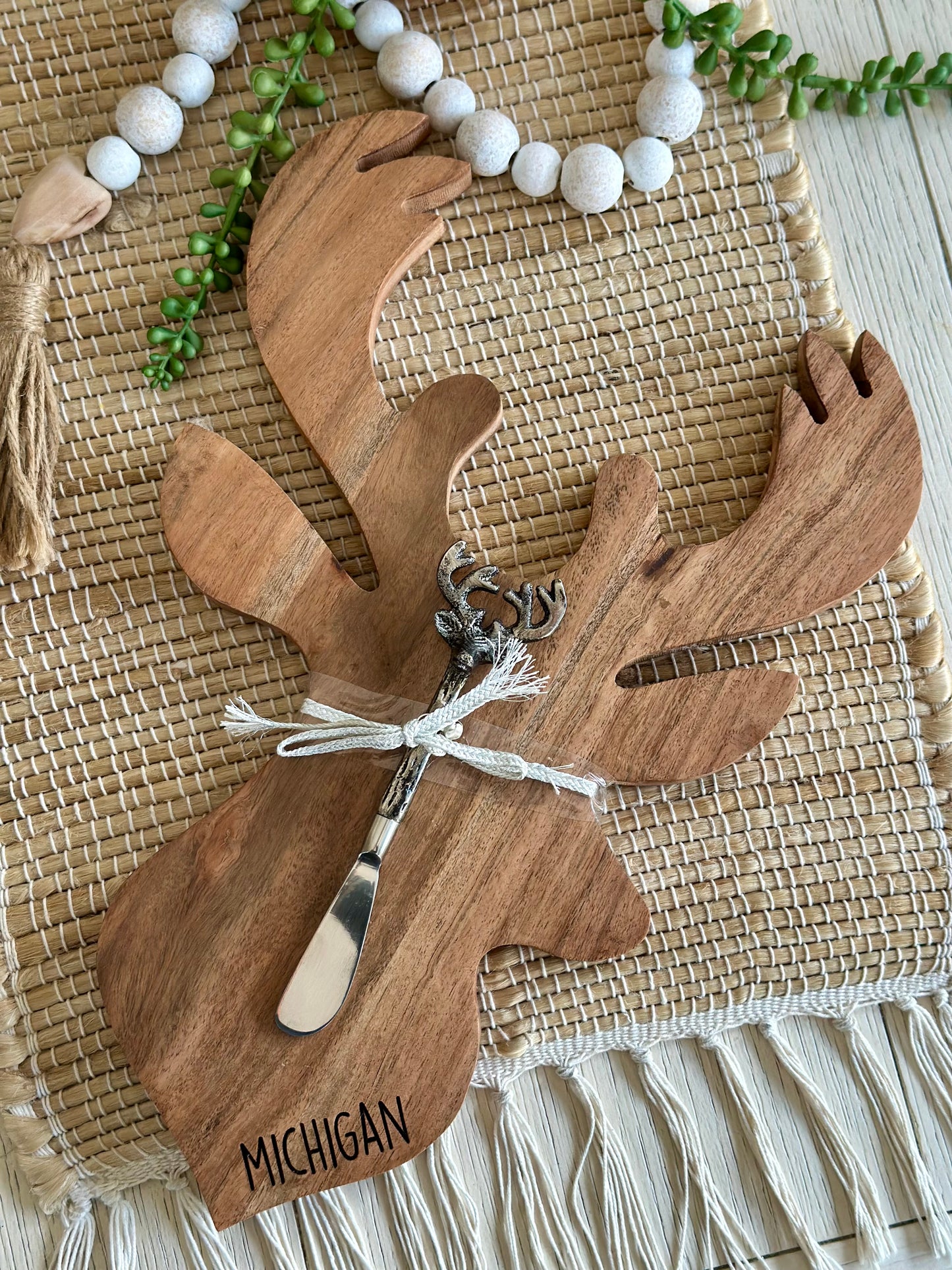 Deer Shaped Cheese Board with serving knife