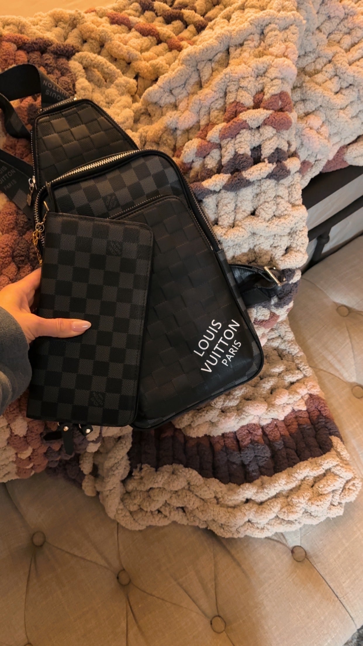 Black Bundles for BOAB