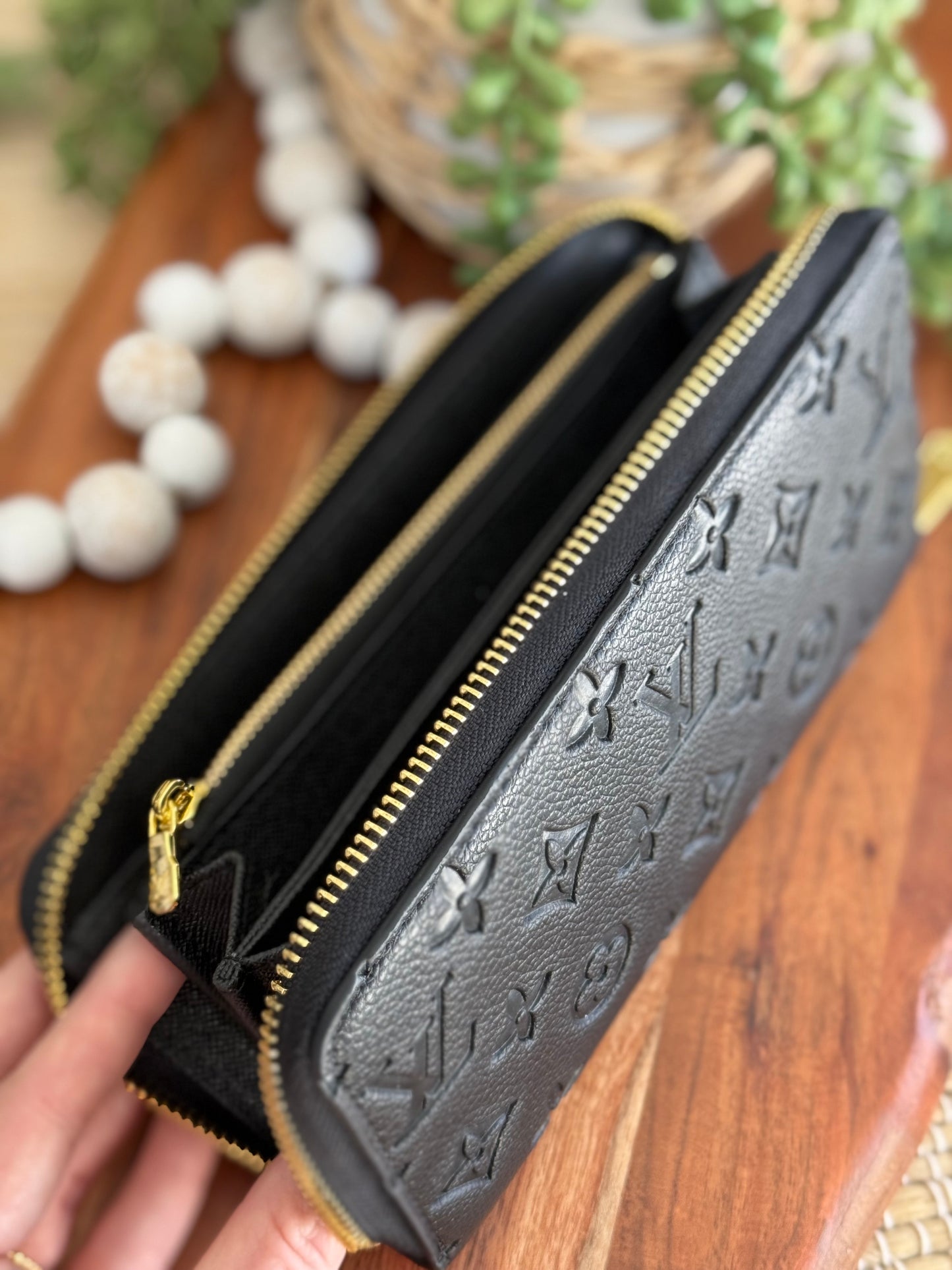 Black Wallets posted on BOAB